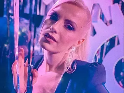 Поли Генова се цели в Грами