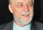 Руси Чанев се връща в киното като Славейков