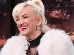 Сашка Васева пропя след операцията, поздрави докторите с Аве Мария