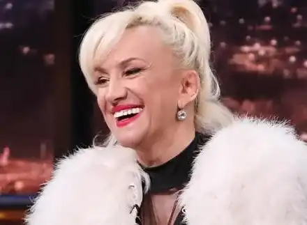 Сашка Васева пропя след операцията, поздрави докторите с Аве Мария