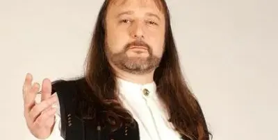 Ванга спасява Володя Стоянов от Отвъдното! Певецът се спаси от коварния ковид