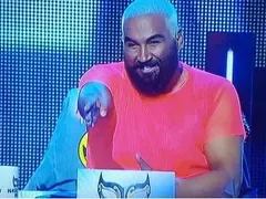 10 бона хонорар  за Азис взриви  „Маскираният певец”