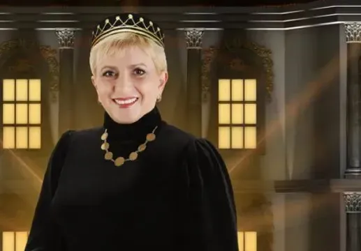 Николина Чакърдъкова с внуче на Коледа! Щерка й роди бебе Силвия