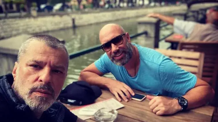 Захари Бахаров и Куката жулят всяка вечер ракия в Сърбия