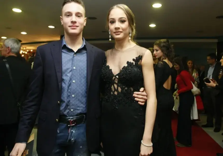 „Златната“ Мадлен заряза сина на Слави Бинев, крие новото гадже