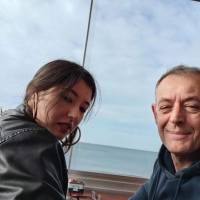Джаро запозна дъщеря си с любовницата (Снимки)