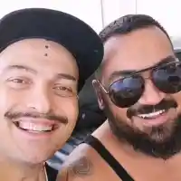 Азис се превъзнася по Иво Димчев