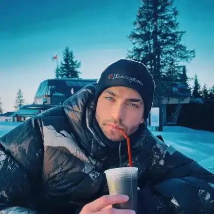 Бившият на Мария Илиева залюби чалгарка (Снимки от ваната)