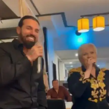 Благо Джизъса в дует с Николина Чакърдъкова