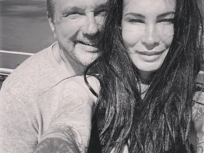 Цеци Красимирова разделена с мъжа си! Моделката и мултимилионерът посрещнаха поотделно 2022