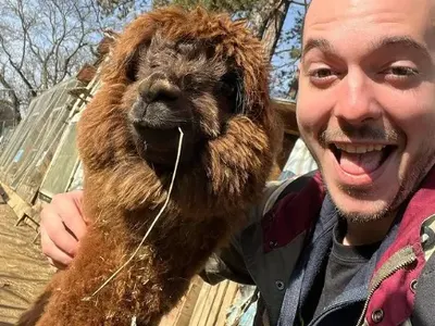 Цитиридис празнува рожден ден в ефир