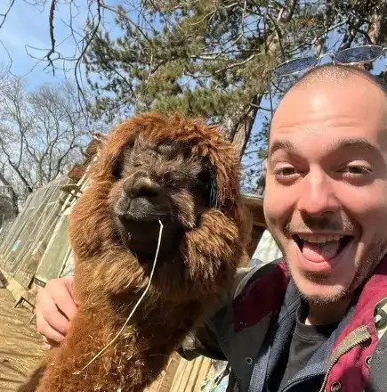 Цитиридис празнува рожден ден в ефир