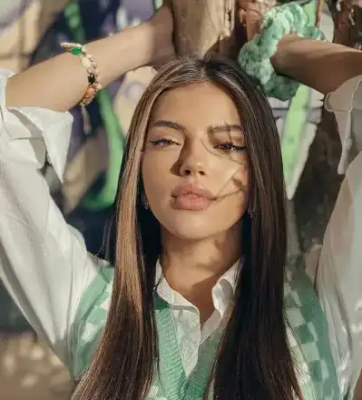 Дара си прави масажи с мед