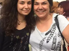 Дъщерята на Марта Вачкова стана художник! Рада рисува за Театъра на Армията