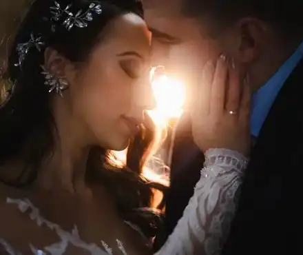 Депутат на Слави се ожени за певицата му