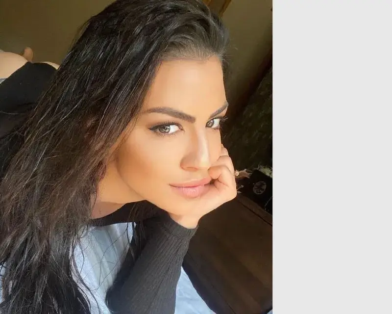 Деси Цонева получила шок в заседнал асансьор