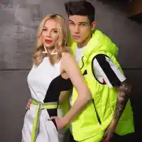 Емилия платила 300 бона за клип с Денис Теофиков, феновете я молят да го пусне (Снимки)