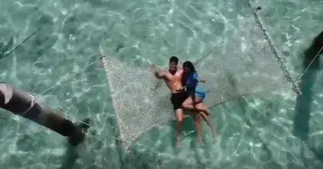 Гаджето на капитана на ЦСКА не обича дрехите (Горещи снимки)