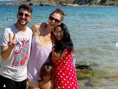 Гаджето на Сашо Кадиев гледа щерка му, манекенката е супер  добра мащеха