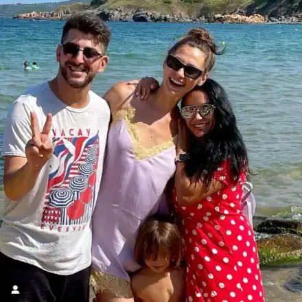 Гаджето на Сашо Кадиев гледа щерка му, манекенката е супер  добра мащеха