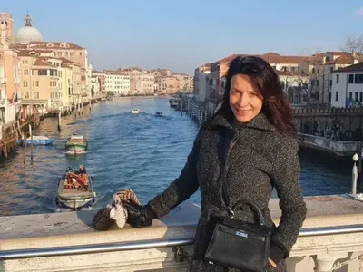 Яна Маринова акостира във Венеция (СНИМКИ)