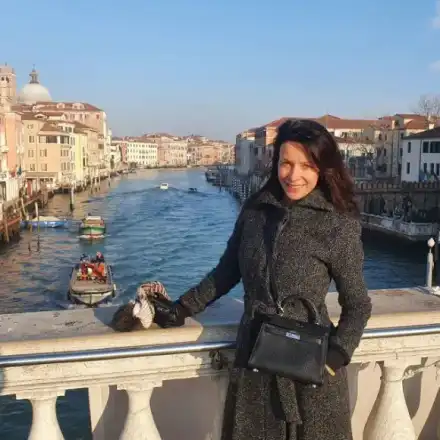 Яна Маринова акостира във Венеция (СНИМКИ)