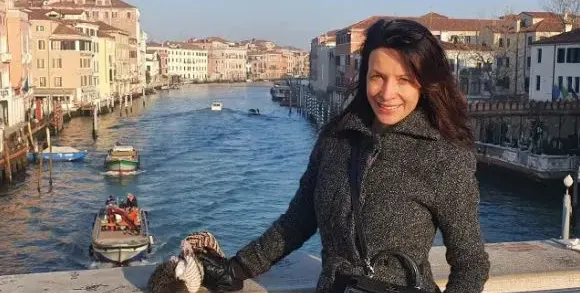 Яна Маринова акостира във Венеция (СНИМКИ)