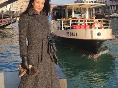 Яна Маринова акостира във Венеция (СНИМКИ)
