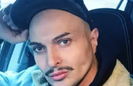 Иво Димчев заспа  зад волана и се  блъсна с колата