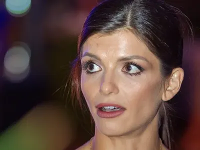 Изхвърлената от Би Ти Ви Славена Вътова  продава апартамент за 1,8 милиона и къща за 2,6 милиона лева