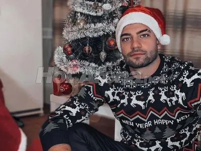 Лорд Минчев с модни забележки:  Моника облечена в обувка, Наско – Червената шапчица или вълкът? + още и СНИМКИ