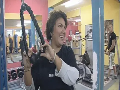 Марта Вачкова реши да отслабва (Щерката на Григор Вачков тръгна на фитнес)