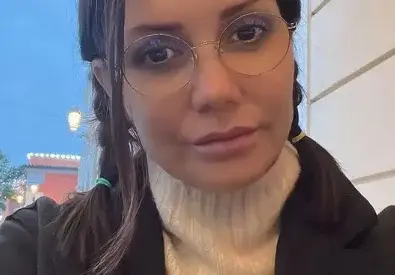 Младо гадже-милионер заведе Кали в Неапол