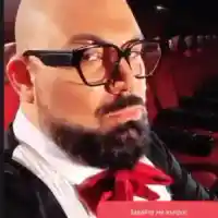 Мон Дьо си присадил коса