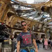 Мрън-мрън: Ваня Джаферович се оплаква от „Дисниленд”