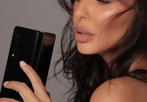 Напук на хейтърите: Николета показа ремонтираното си ремарке в Италия  (ФОТО)