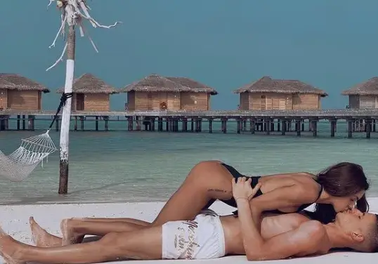 Новата Николета Лозанова запали мрежата (Снимки за възрастни)