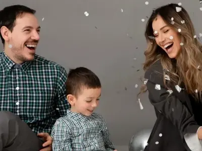 Петканови се събраха за РД на сина си, Лудият репортер аут от празника на Алекс ден по-рано