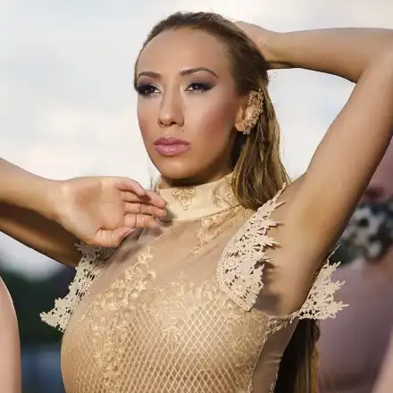 Певицата на Слави ражда през април