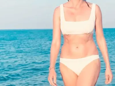 Посред зима: Теди Духовникова купонясва в Доменикана