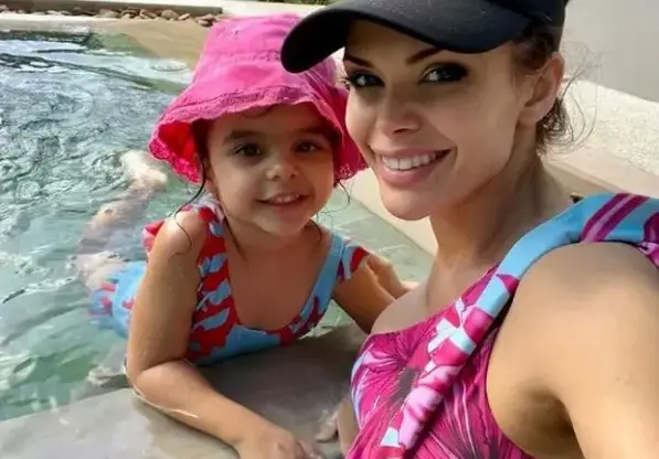 Преслава избяга в Тайланд