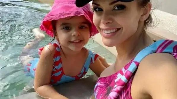 Преслава избяга в Тайланд