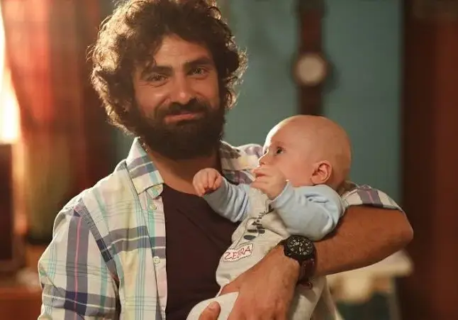 Радо от „Татковци” се радва на близнаци