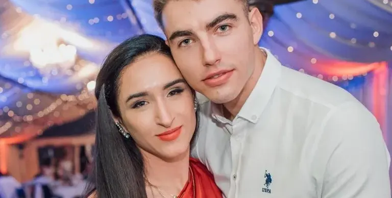 Сантра се разделила с бащата на детето си