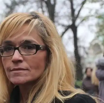 Скандалната Деси Иванчева иска второ дете (Бившата кметица на Младост пази два замразени ембриона от донор)