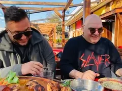 След пиянски запои до припадък, Фънки е в шок, че Комисията за дискриминация го разследва (Снимки)