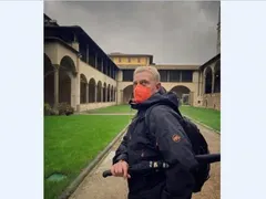 Вергов се изруси