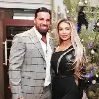 Златка и Благо прекалиха с демонстрациите да се правят на влюбени гълъбчета