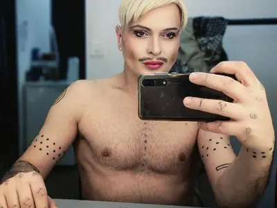 Звезди крият, че са серопозитивни (Тв водещ и певец са заразени, само Иво Димчев си призна)