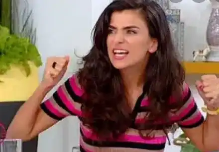 Андреа Банда се съсипала от козметика